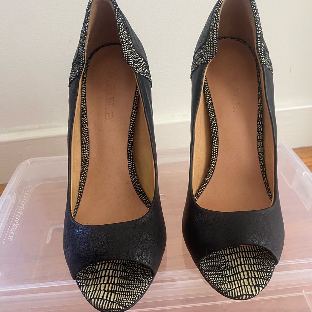 L.A.M.B by Gwen Stefani Leather Open Toe Shoes - Picture 3 of 6